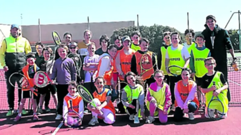 Viols-le-Fort : Une journée olympique réussie pour les jeunes du club de tennis