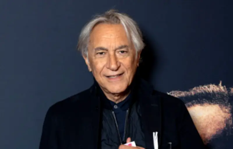 Viols répétés : Coline Berry accuse son père Richard Berry devant les députés