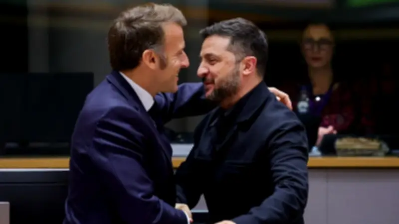 Visite de Zelensky à Paris : échanges avec Macron et programme détaillé
