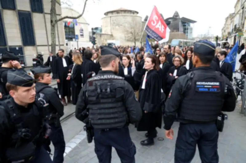 Visite ministérielle à Bordeaux : un dispositif de sécurité impressionnant déployé