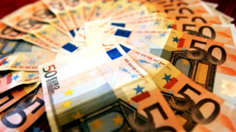 Vol de 10 500 euros sur un compte bancaire à Nîmes : la banque rembourse