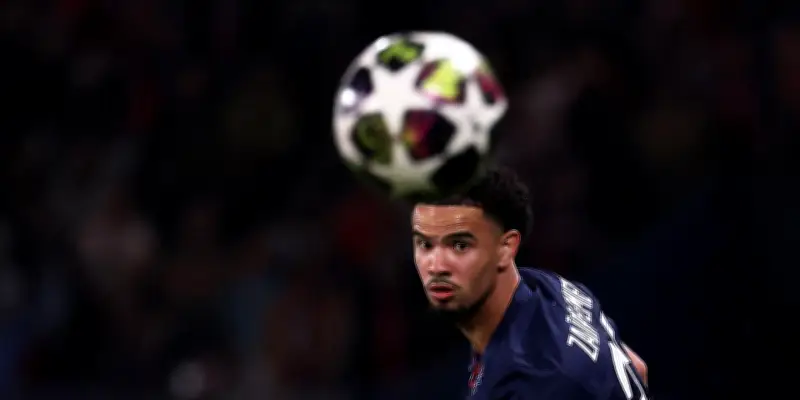 Warren Zaïre-Emery, du remplaçant au pilier indispensable du PSG grâce à sa polyvalence