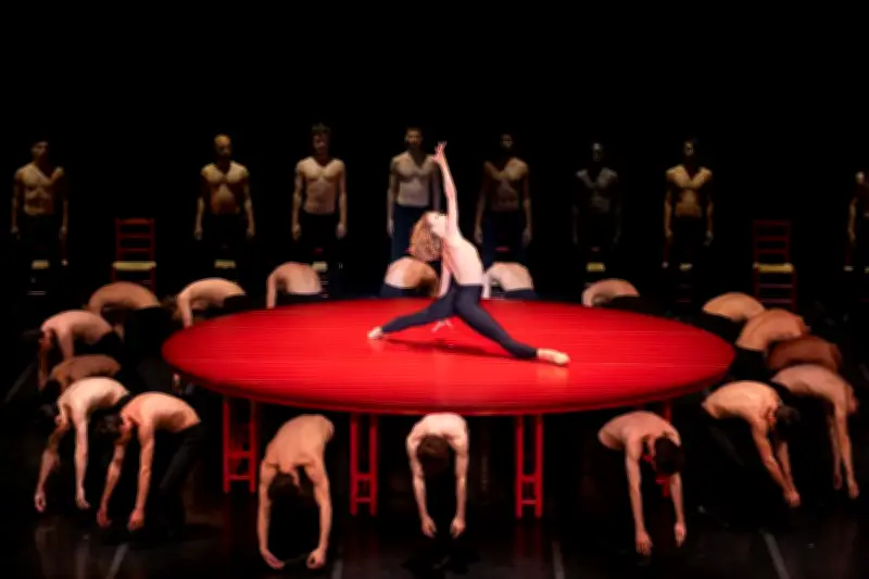 Week-end dans les Alpes-Maritimes : Ballet, tatouages et Natasha St-Pier au programme
