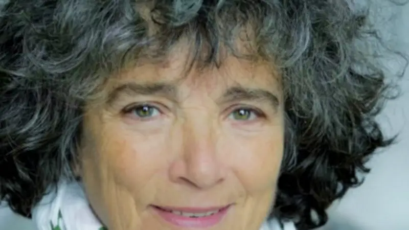 Week-end hommage à Coline Serreau : cinéma, théâtre et musique en Hérault