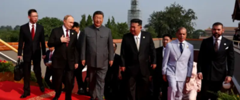 Xi, Poutine et Kim à Pékin : défilé militaire et front anti-américain