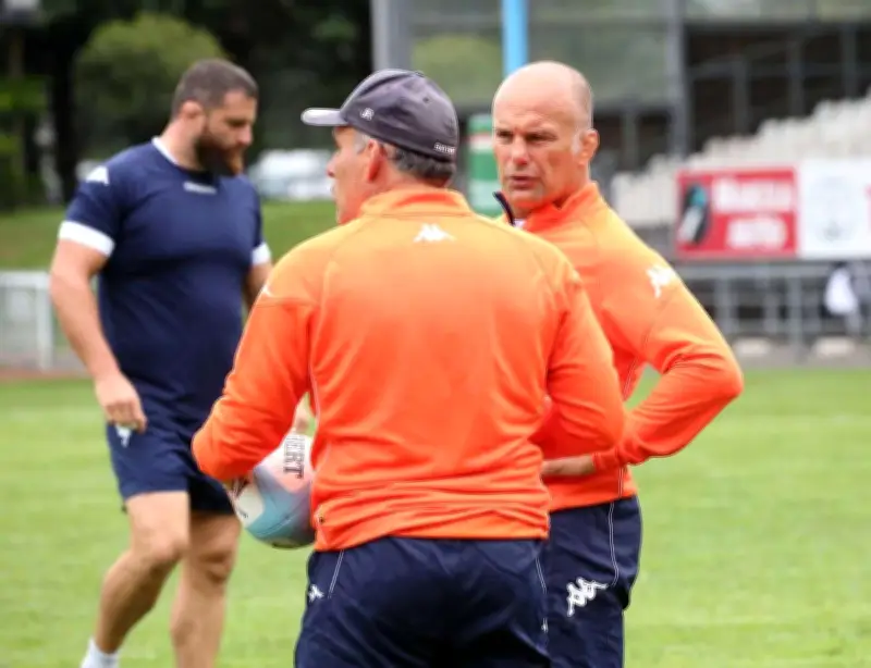 Yannick Bru, nouveau manager de Bayonne, garde l'exigence du terrain