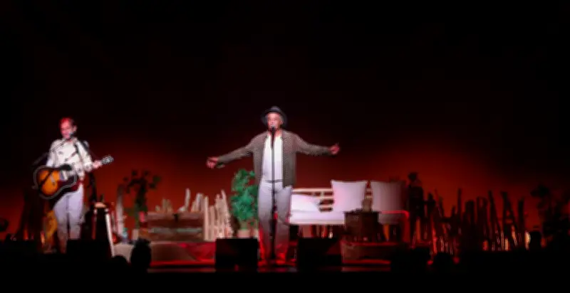 Yannick Noah enflamme les arènes avec un concert acoustique inoubliable