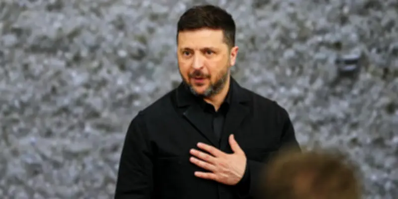 Zelensky et l'UE pressent pour un prêt de 90 milliards d'euros à l'Ukraine