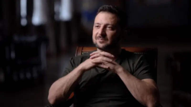 Zelensky : Yves Jeuland filme la métamorphose d'un comédien en chef d'État