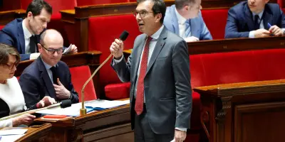 1er mai : l'Assemblée nationale débat de l'autorisation de travailler, mobilisation intense