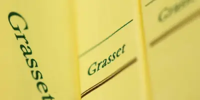 300 auteurs chez Grasset exigent une clause de conscience dans l'édition