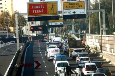 A50 : deux accidents paralysent le tunnel de Toulon, trafic perturbé