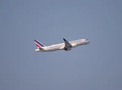 Air France autorise le survol de la Libye : les pilotes s'indignent