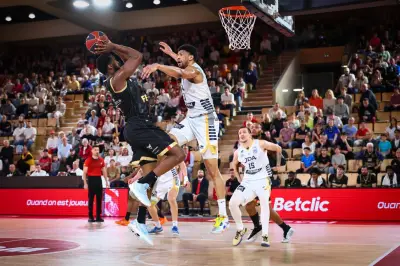 AS Monaco s'impose face à Dijon mais perd Begarin après un coup de poing