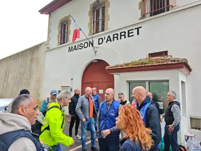 Blocage à la prison de Bayonne : des surveillants en colère
