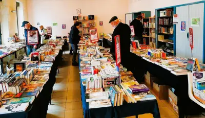 Braderie solidaire de livres à prix libre à Donnezac : une journée pour la lecture et l'entraide