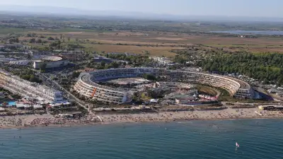 Cap d'Agde : appel à témoignages sur l'expérience naturiste et ses motivations