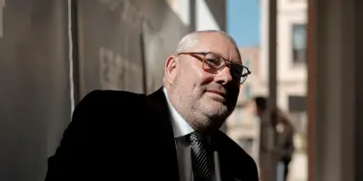 À Carcassonne, le nouveau maire RN Christophe Barthès bouleverse les relations avec la presse locale