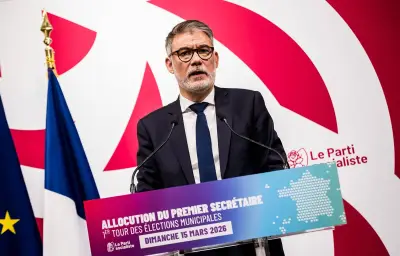 Crise au PS : Faure face à la fronde sur la stratégie pour 2027