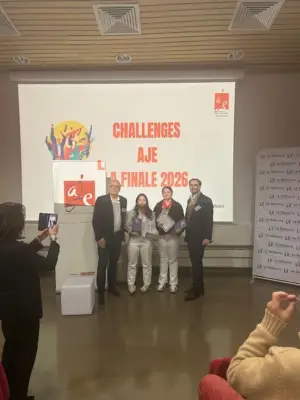 Deux étudiantes landaises primées pour leur étude sur une marque de cosmétiques bio au cacao