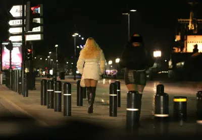 Dix ans après la loi de 2016, une proposition abroge la pénalisation des clients de la prostitution