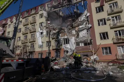 Double tragédie : une famille tuée par un drone en Russie, un bus visé en Ukraine