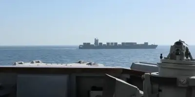 Détroit d'Ormuz : l'US Navy arraisonne un cargo iranien, Téhéran promet une riposte