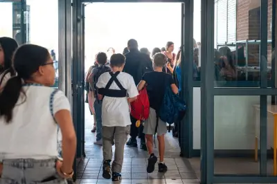 Fécondité en chute libre : l'école française face à un défi démographique historique