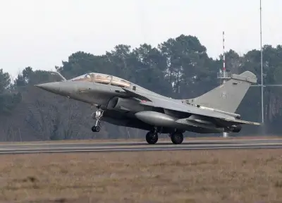 Formation des pilotes qataris et indiens sur Rafale à Bordeaux-Mérignac : les mesures anti-bruit