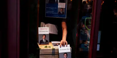 Gabriel Attal publie un livre intime pour séduire les Français et prendre ses distances avec Macron