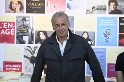 Grasset en crise : 115 auteurs menacent de quitter la maison après le limogeage d'Olivier Nora