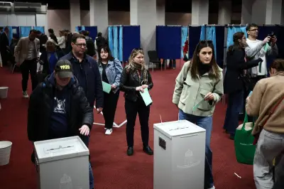 Hongrie : une participation record aux législatives, duel serré entre Orbán et Magyar