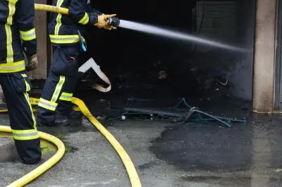 Incendie dévastateur à Aire-sur-l'Adour : deux victimes évacuées, 29 pompiers mobilisés