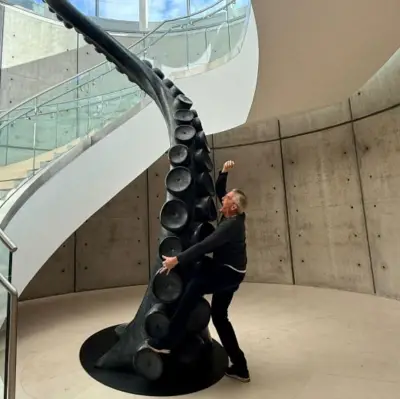 Kyle MacLachlan, acteur culte et vigneron, en visite à Bordeaux