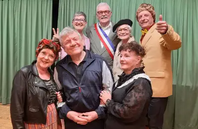 La Compagnie du Phénix présente « L’Amour Foot » en avant-première caritative à Bizanos