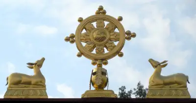 La pensée de justice immanente et le karma : entre biais cognitif et croyance structurante