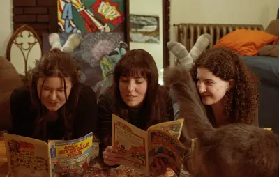 La romance en BD conquiert TikTok et les librairies grâce aux webtoons