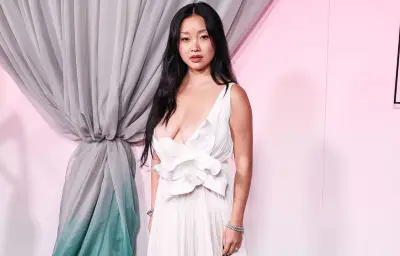 Lana Condor critiquée pour sa poitrine naturelle : le body positivisme encore loin