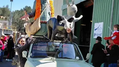 Le Carnaval de Saint-Mathieu-de-Tréviers triomphe malgré le vent