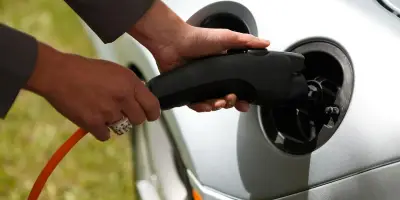 Leasing social pour véhicules électriques : le gouvernement dévoile son calendrier
