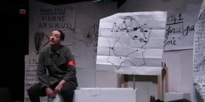 Les Maladroits dévoilent la face sombre des secrets familiaux dans 'Une Histoire Autrichienne'