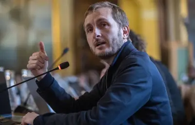 Mélenchon dénonce une 