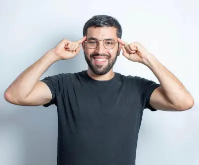 Mohamed Boclet présente son livre sur le cerveau à Saint-Médard-en-Jalles