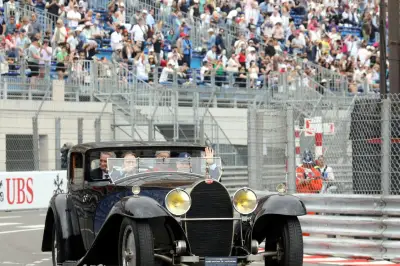 Monaco : le prince Albert II célèbre la Bugatti Royale centenaire