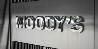 Moody's maintient la note AA3 de la France, mais alerte sur les défis budgétaires