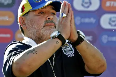 Mort de Maradona : le second procès s'ouvre contre sept soignants pour homicide