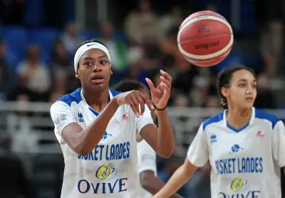 Myriam Djekoundade : La géographe basketteuse qui retrouve ses racines face à Villeneuve-d'Ascq