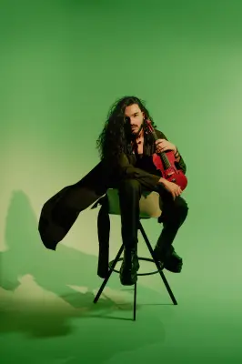 Nemanja Radulovic : le violon sous les bombes, une vie dédiée à Prokofiev