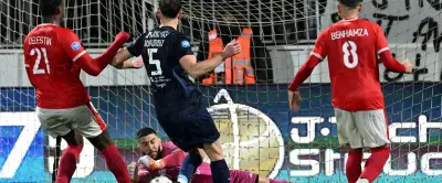 Nîmes Olympique, meilleure défense de France, affronte Saint-Maur dans un choc capital