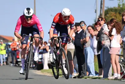 Noé Lefèvre remporte le Tour du Pays d'Orthe devant Dufort dans un final haletant